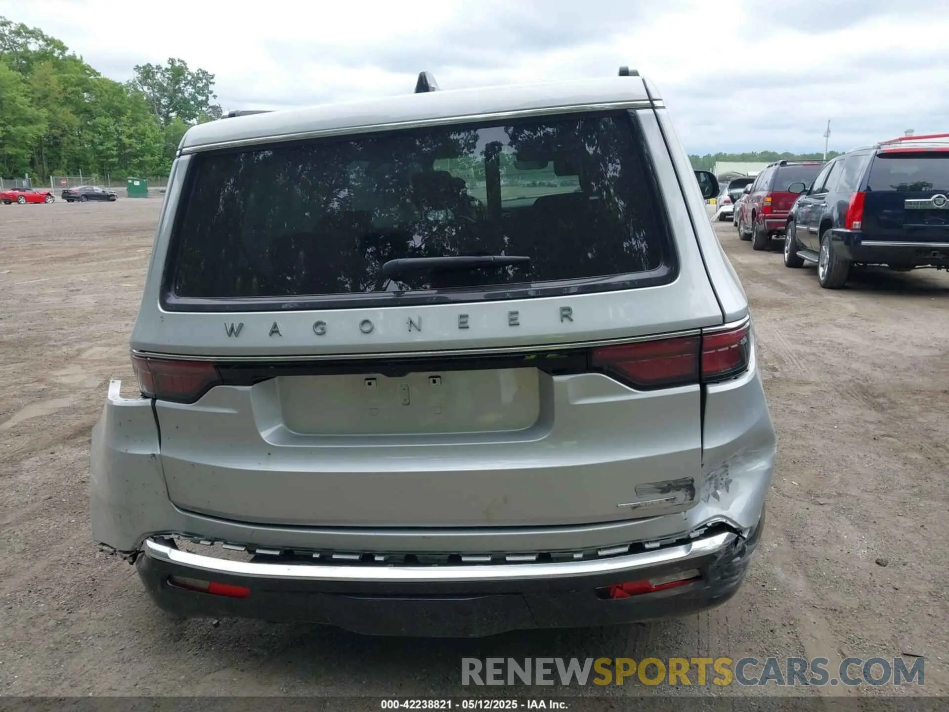 16 Photograph of a damaged car 1C4SJVDP8RS171557 JEEP WAGONEER 2024