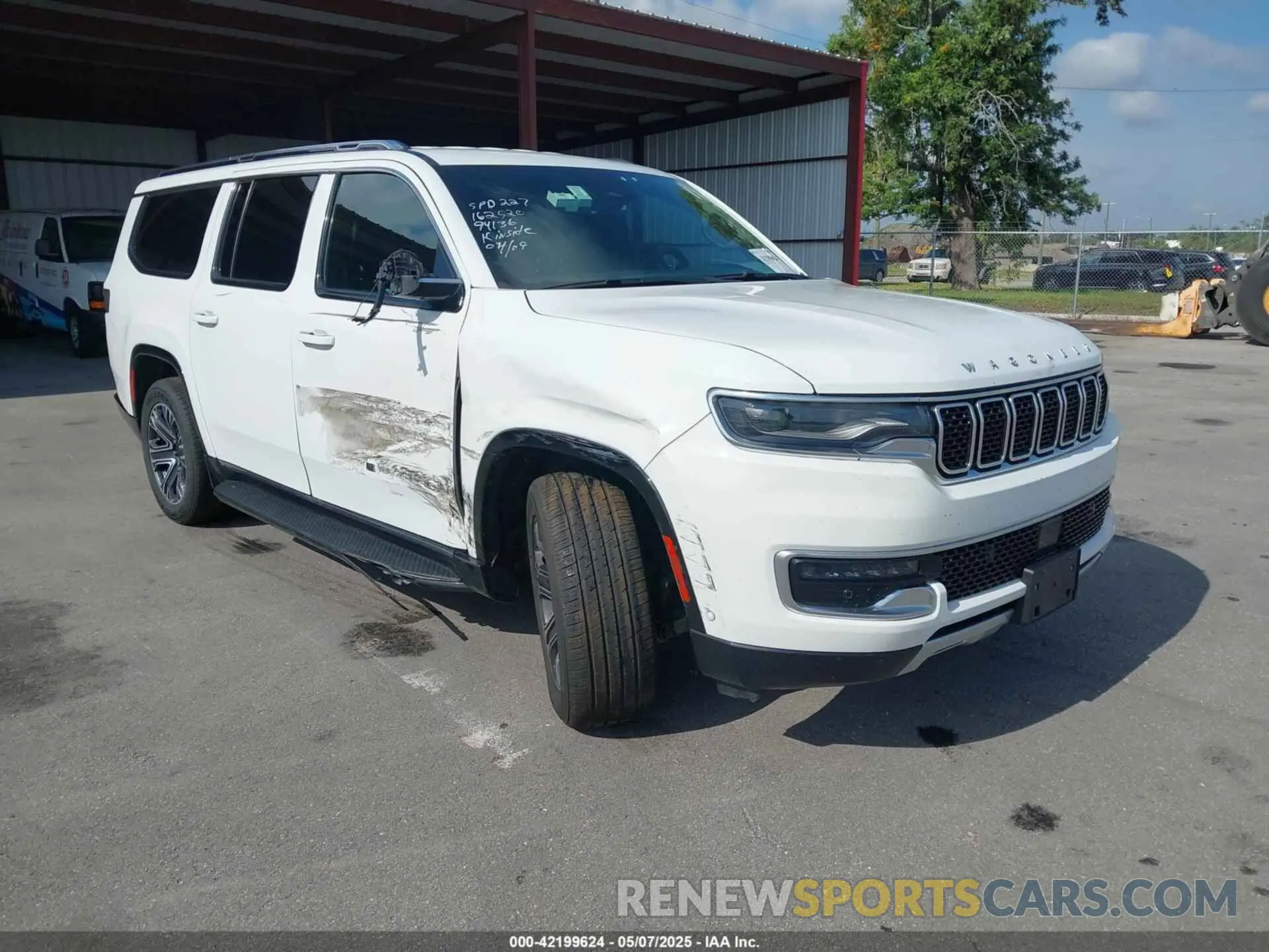 1 Photograph of a damaged car 1C4SJSBP6PS556999 JEEP WAGONEER L 2023