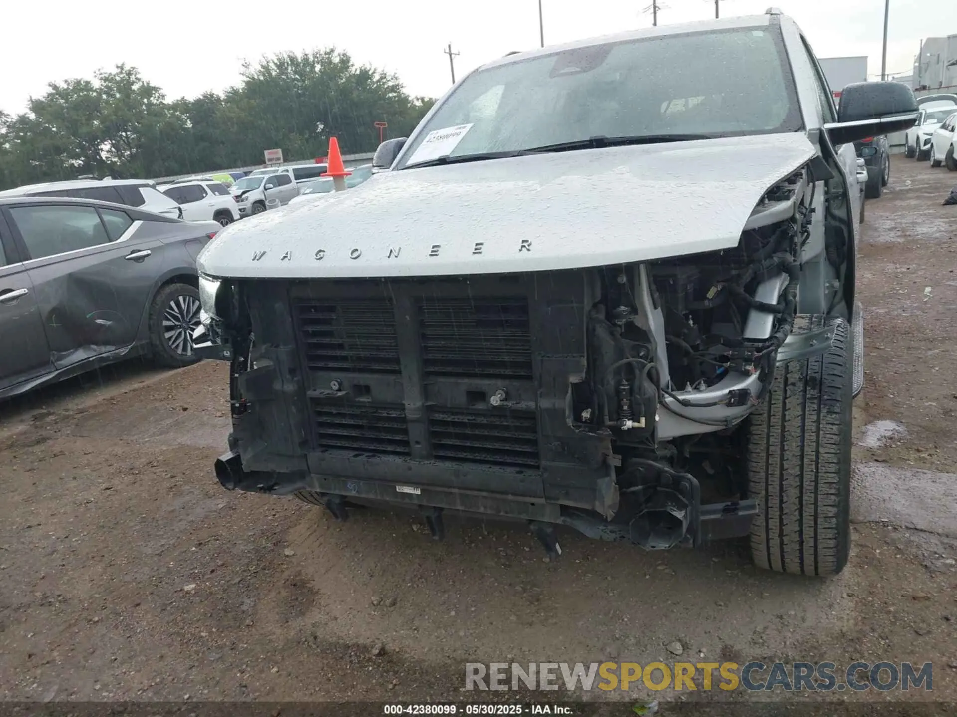 6 Photograph of a damaged car 1C4SJSBP7PS557479 JEEP WAGONEER L 2023