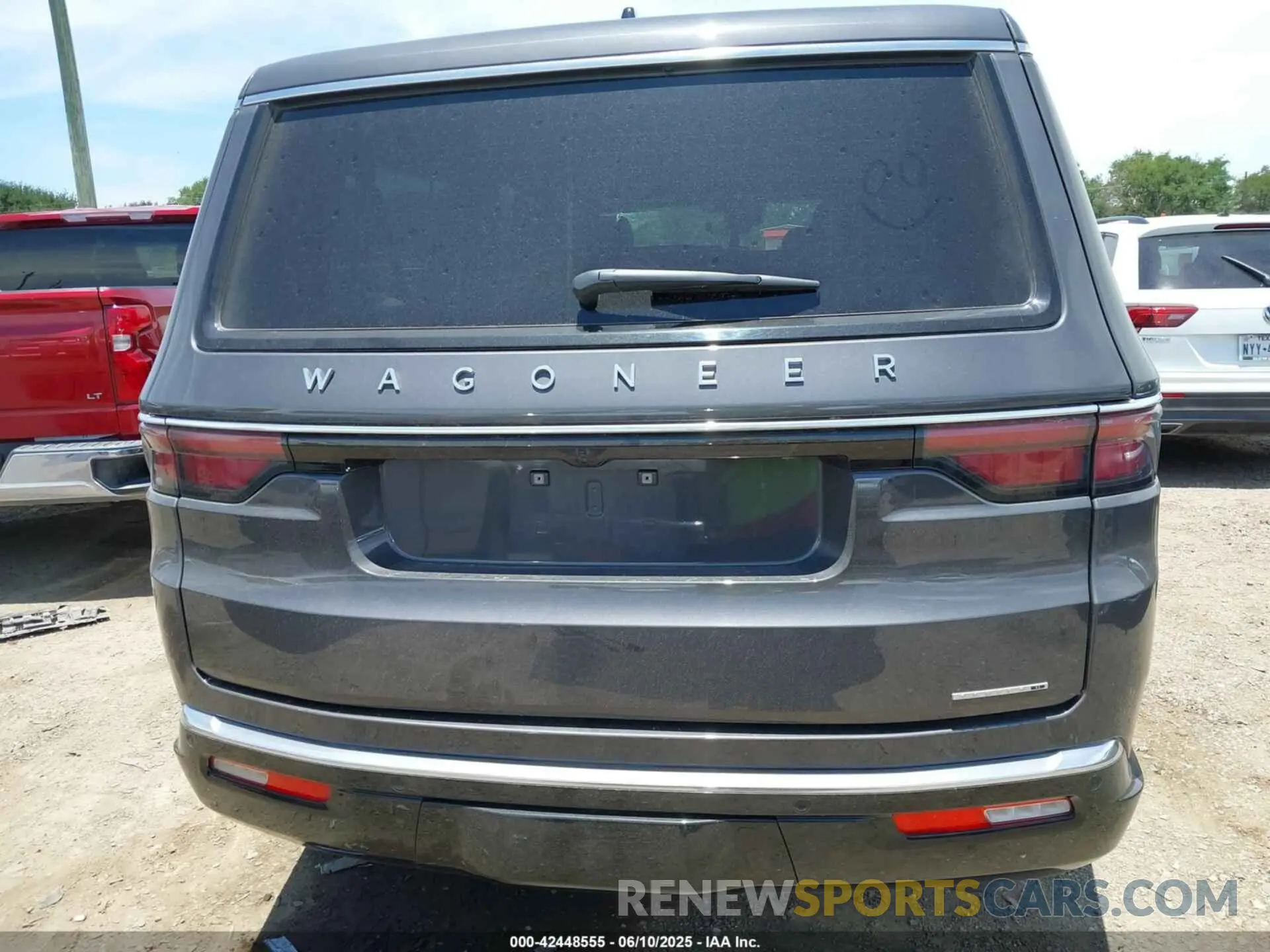 16 Photograph of a damaged car 1C4SJRBP2RS177770 JEEP WAGONEER L 2024