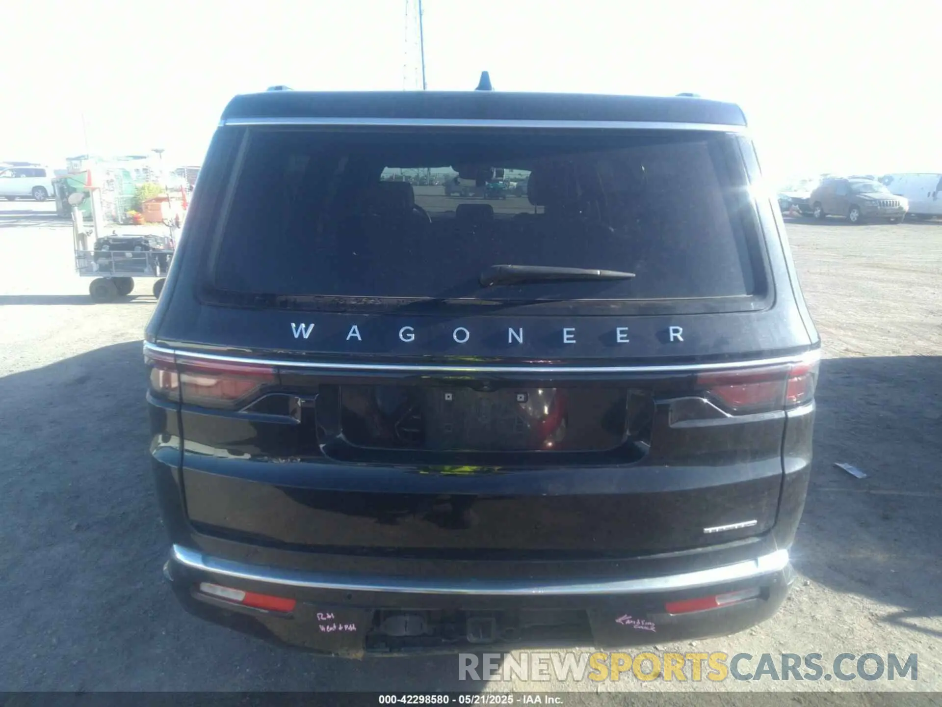 16 Photograph of a damaged car 1C4SJSBP0RS144662 JEEP WAGONEER L 2024