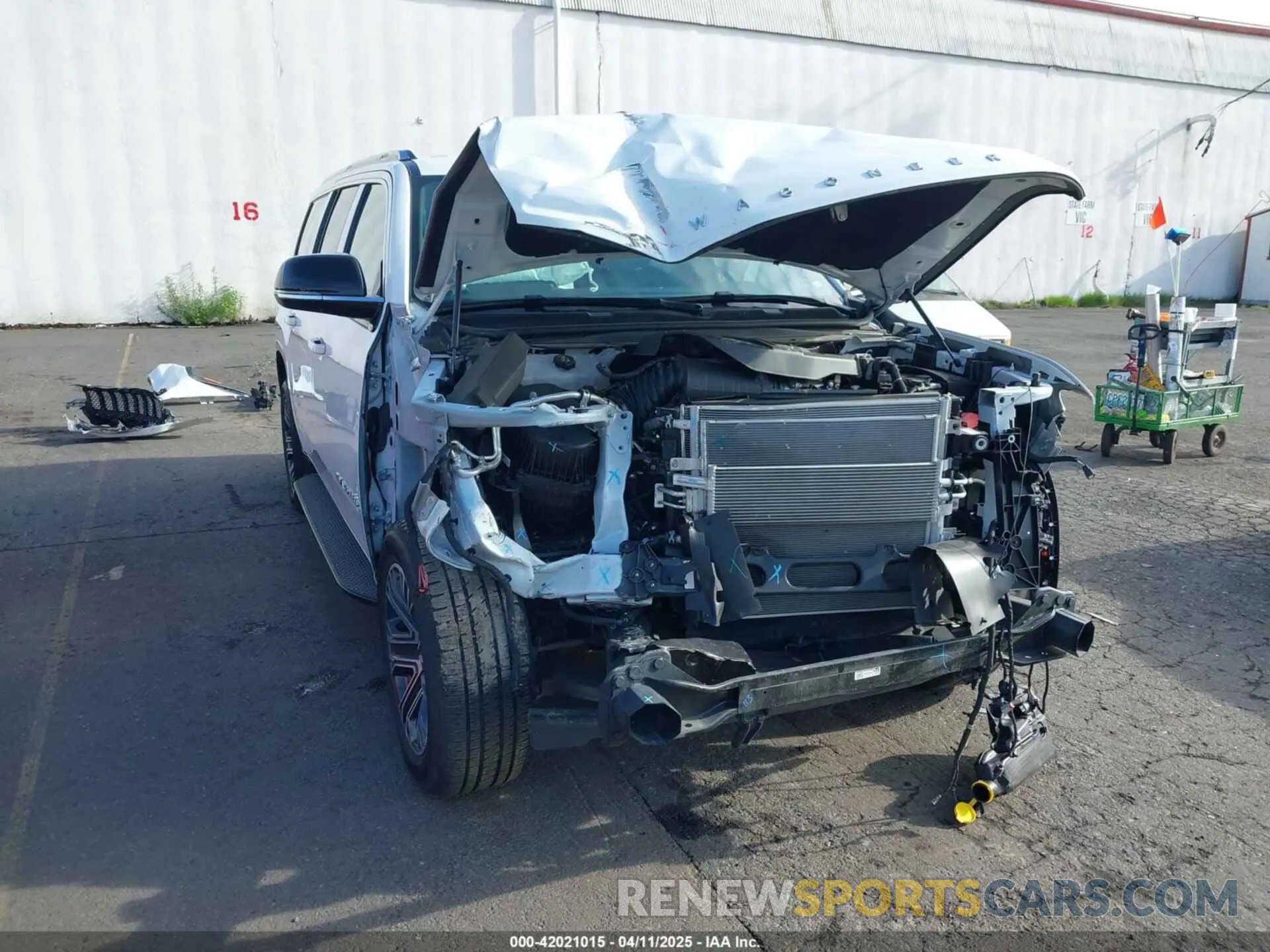 6 Photograph of a damaged car 1C4SJSBP9RS175246 JEEP WAGONEER L 2024