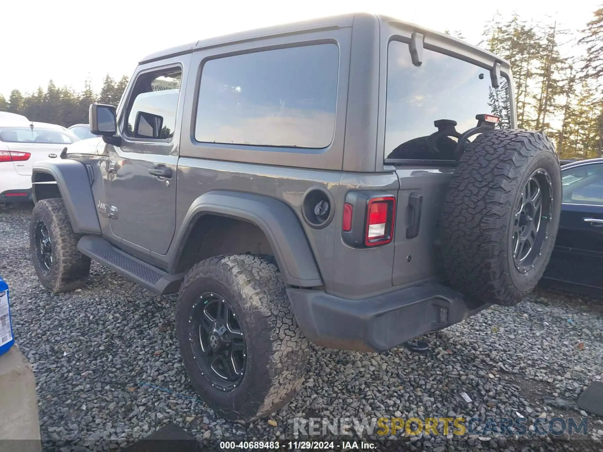 3 Photograph of a damaged car 1C4GJXAG3KW518815 JEEP WRANGLER 2019