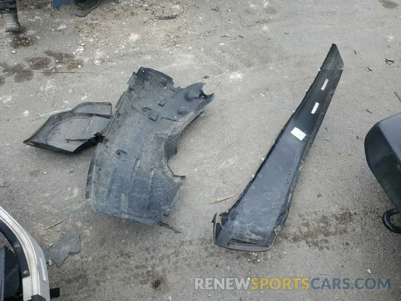 15 Photograph of a damaged car 1C4GJXAG3KW571630 JEEP WRANGLER 2019