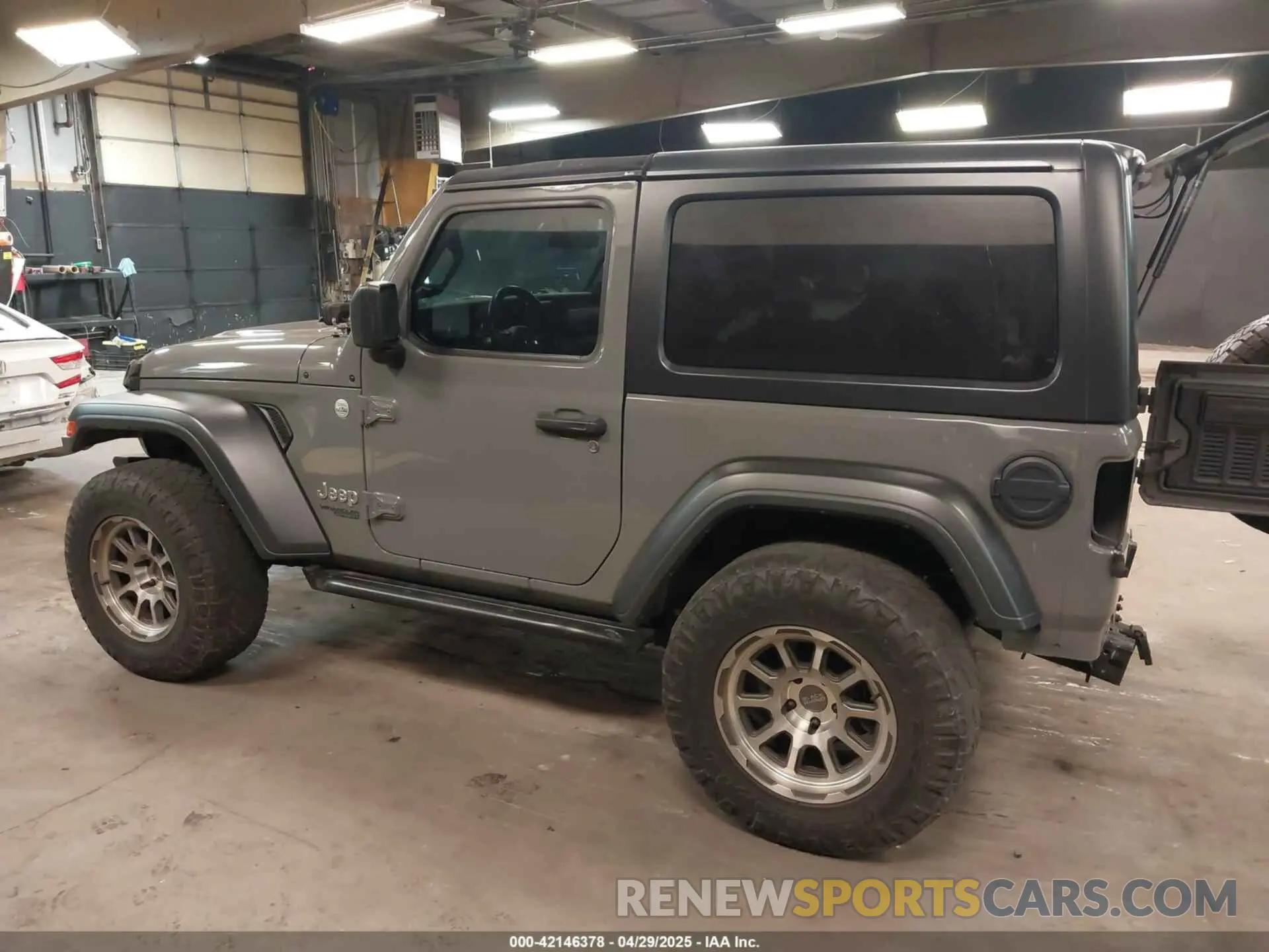 3 Photograph of a damaged car 1C4GJXAN4KW545438 JEEP WRANGLER 2019