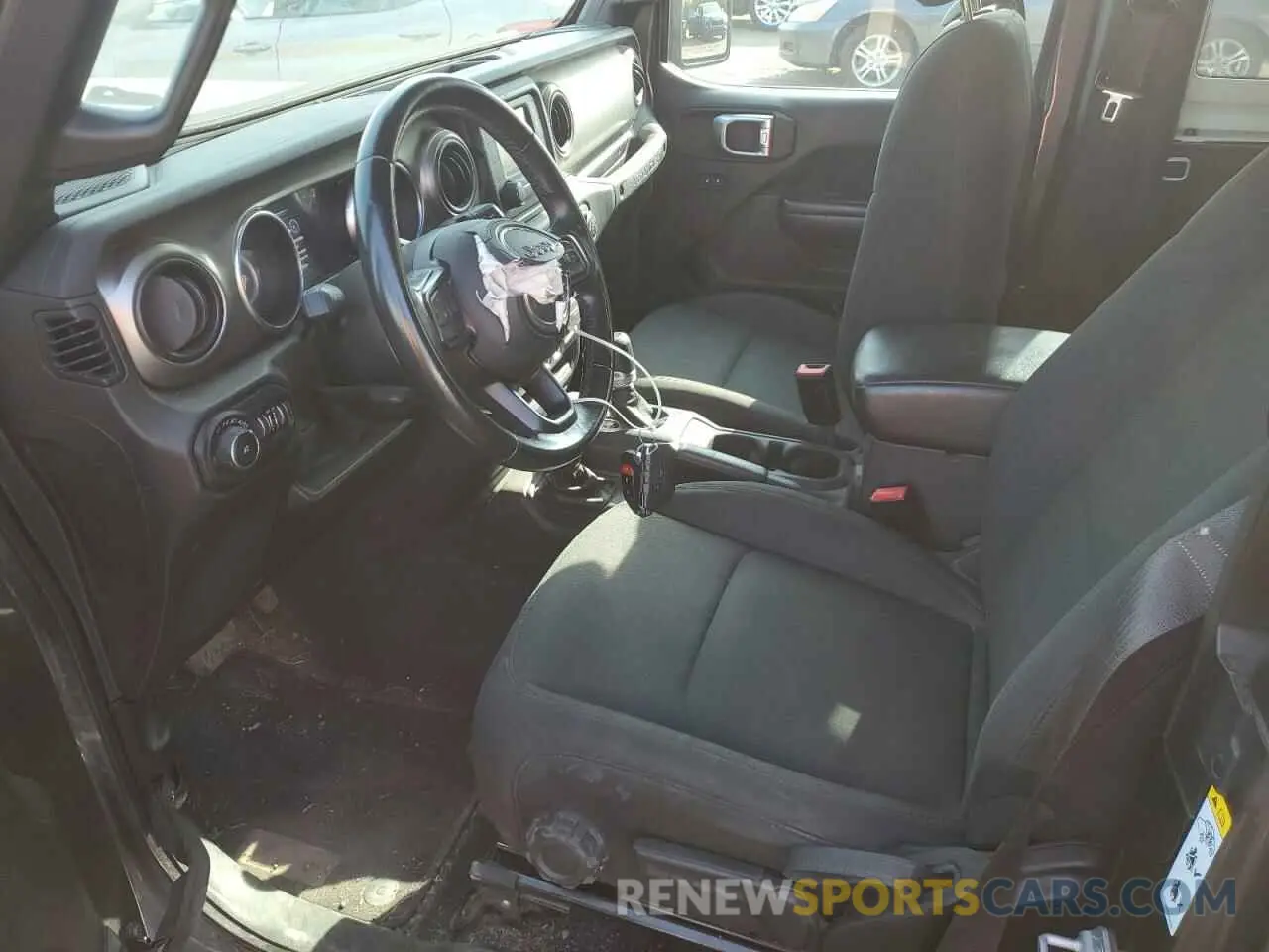 7 Photograph of a damaged car 1C4HJXAN0KW640759 JEEP WRANGLER 2019