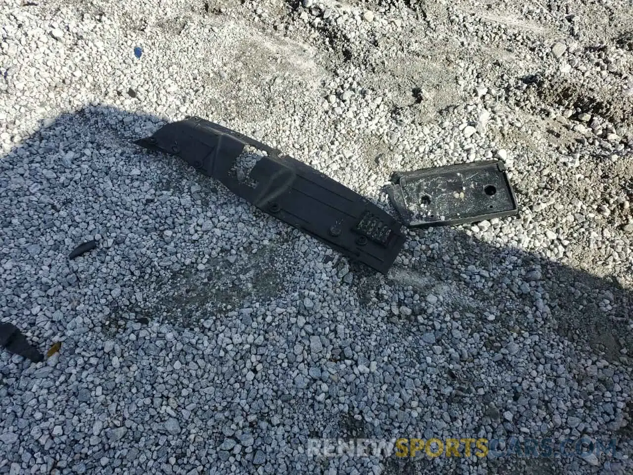 13 Photograph of a damaged car 1C4HJXDG0KW573061 JEEP WRANGLER 2019