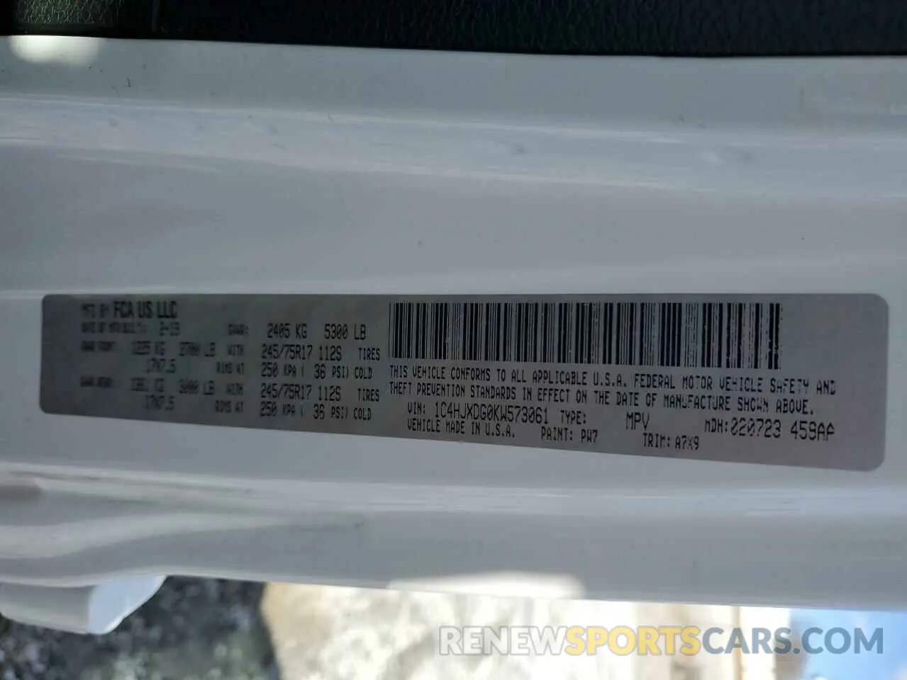 14 Photograph of a damaged car 1C4HJXDG0KW573061 JEEP WRANGLER 2019