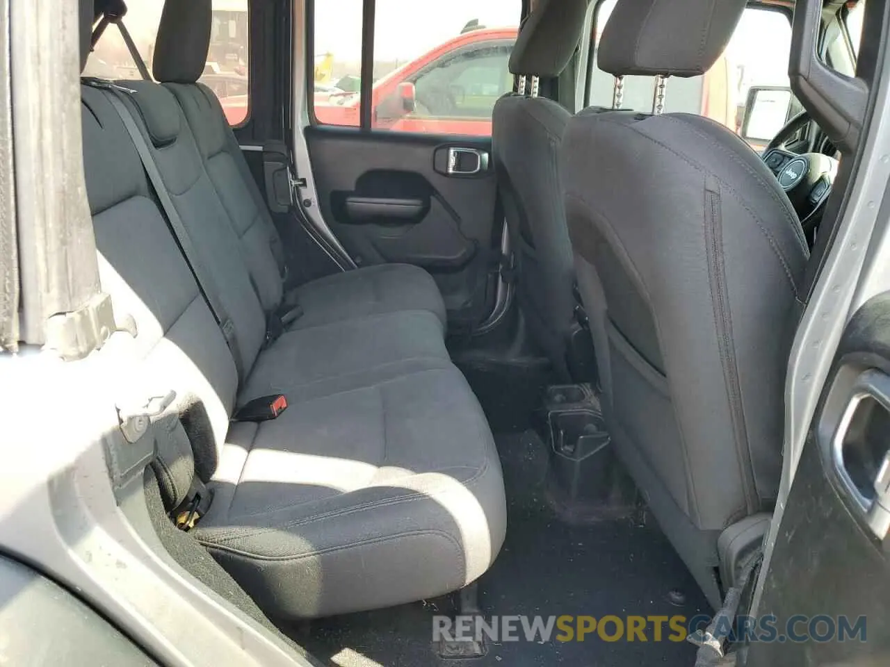 10 Photograph of a damaged car 1C4HJXDG0KW609203 JEEP WRANGLER 2019