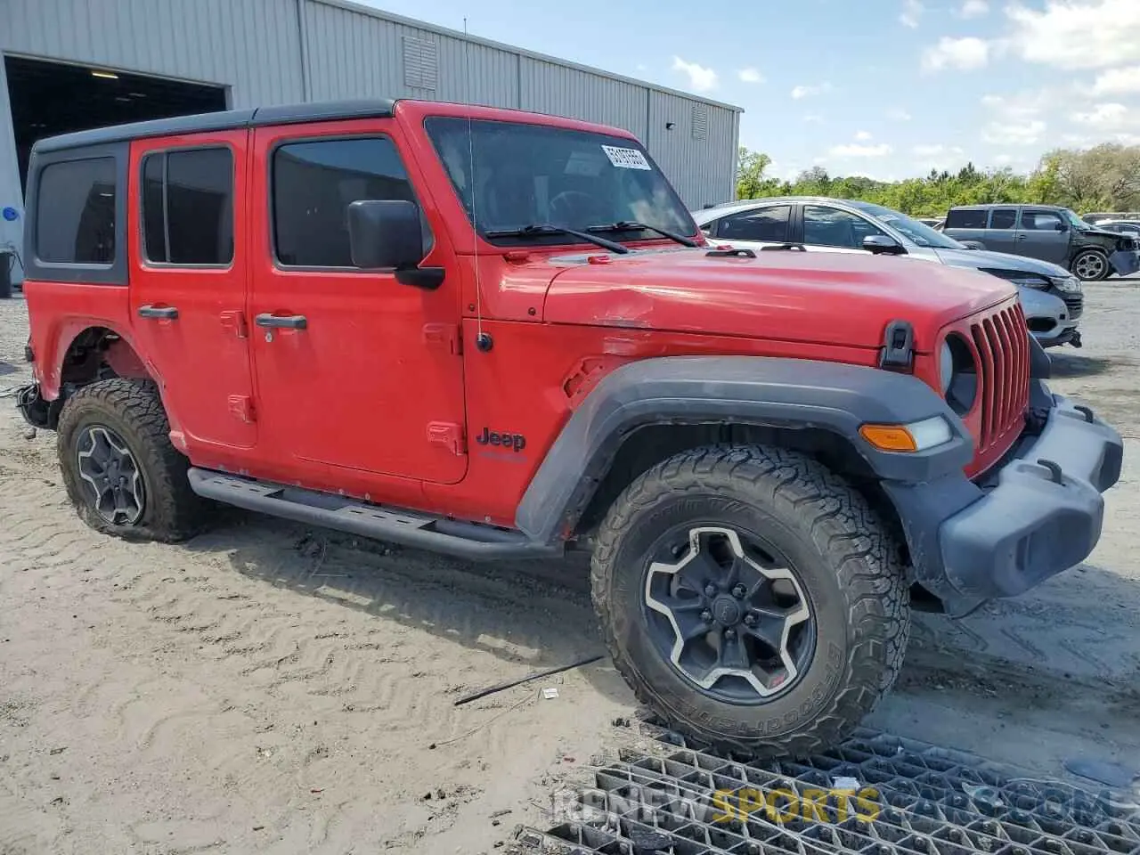 4 Photograph of a damaged car 1C4HJXDG0KW650818 JEEP WRANGLER 2019