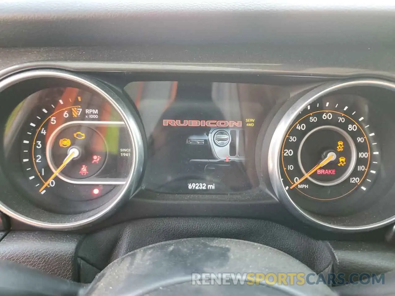 9 Photograph of a damaged car 1C4HJXDG0KW676318 JEEP WRANGLER 2019