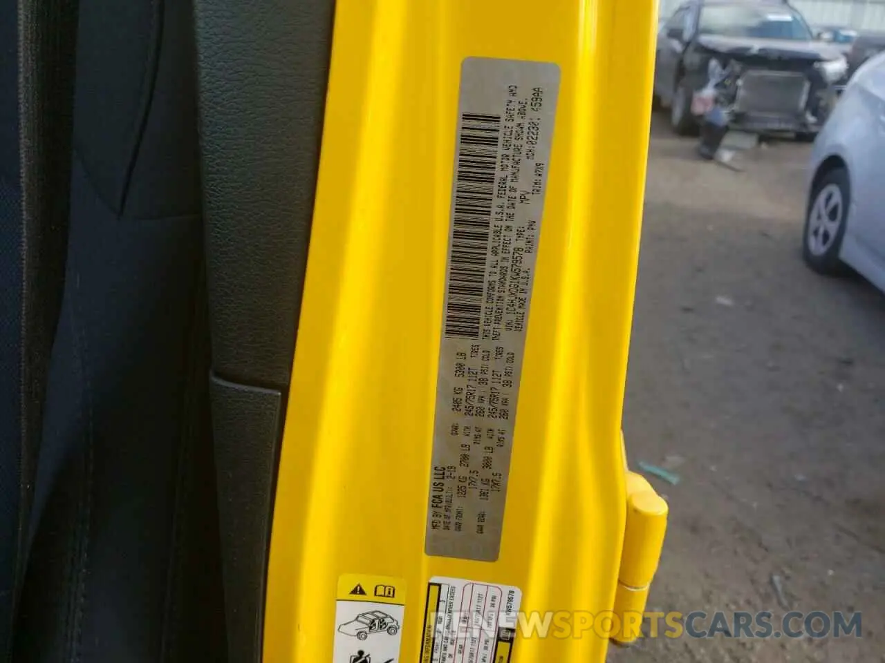 12 Photograph of a damaged car 1C4HJXDG1KW579578 JEEP WRANGLER 2019