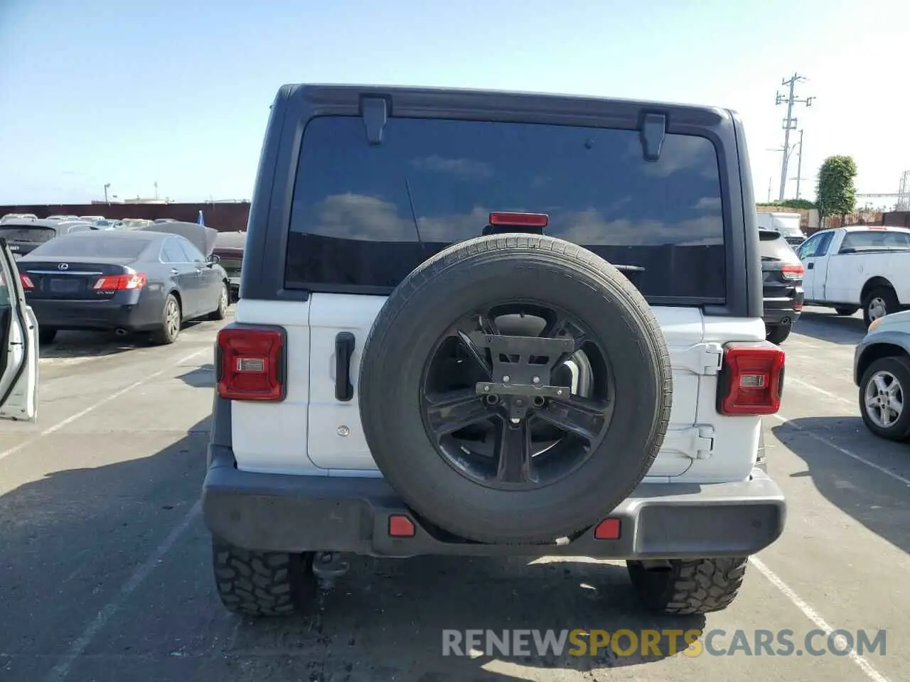 6 Photograph of a damaged car 1C4HJXDG2KW675235 JEEP WRANGLER 2019