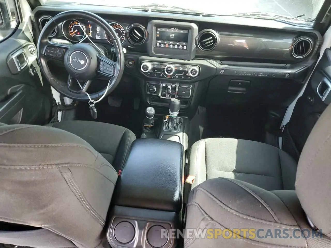 8 Photograph of a damaged car 1C4HJXDG2KW675235 JEEP WRANGLER 2019