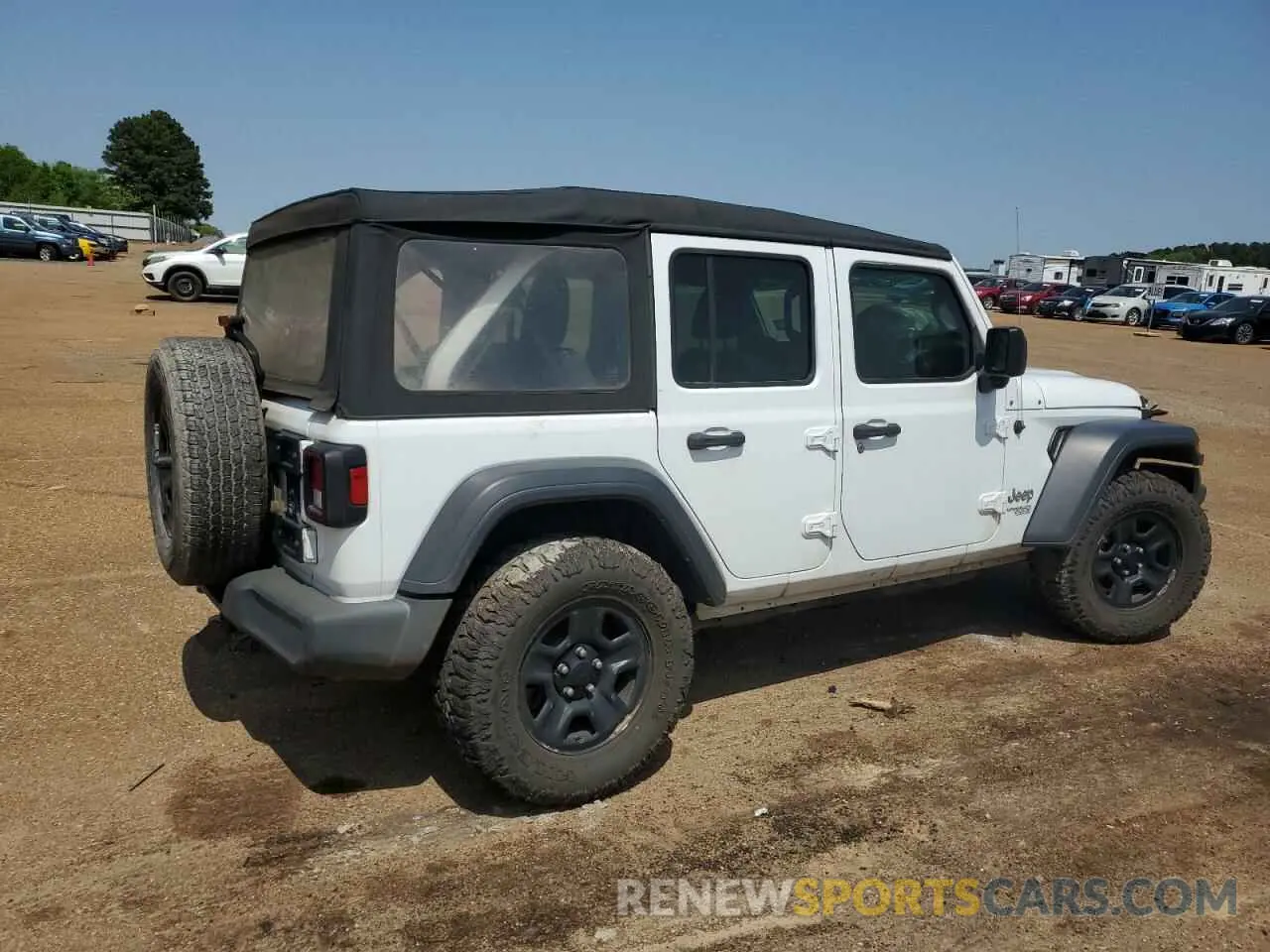 3 Photograph of a damaged car 1C4HJXDG5KW629768 JEEP WRANGLER 2019