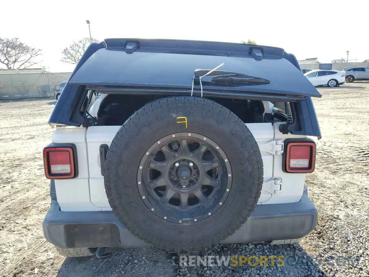 6 Photograph of a damaged car 1C4HJXDG6KW518629 JEEP WRANGLER 2019
