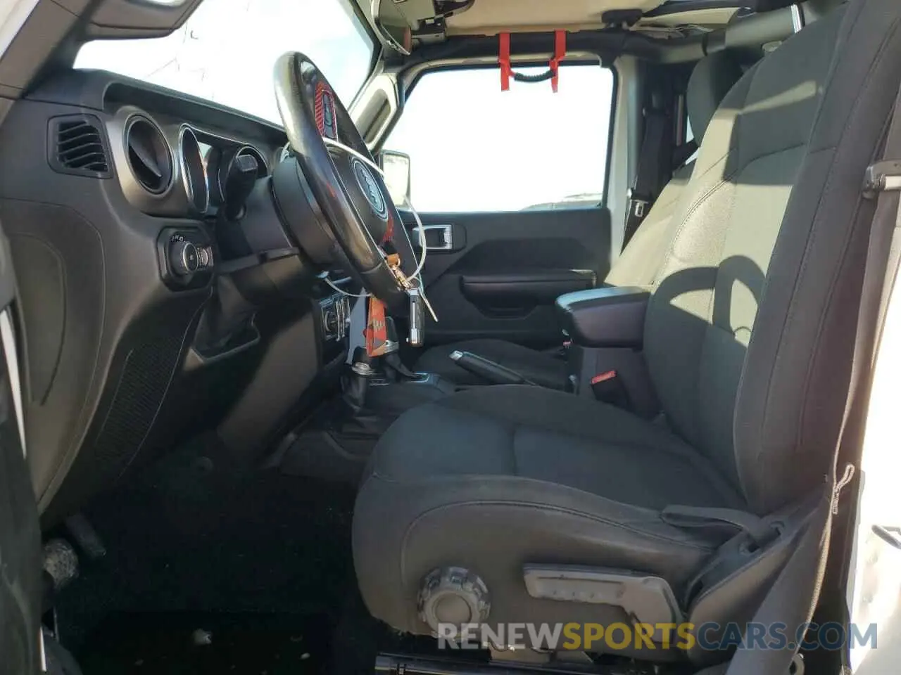7 Photograph of a damaged car 1C4HJXDG6KW518629 JEEP WRANGLER 2019