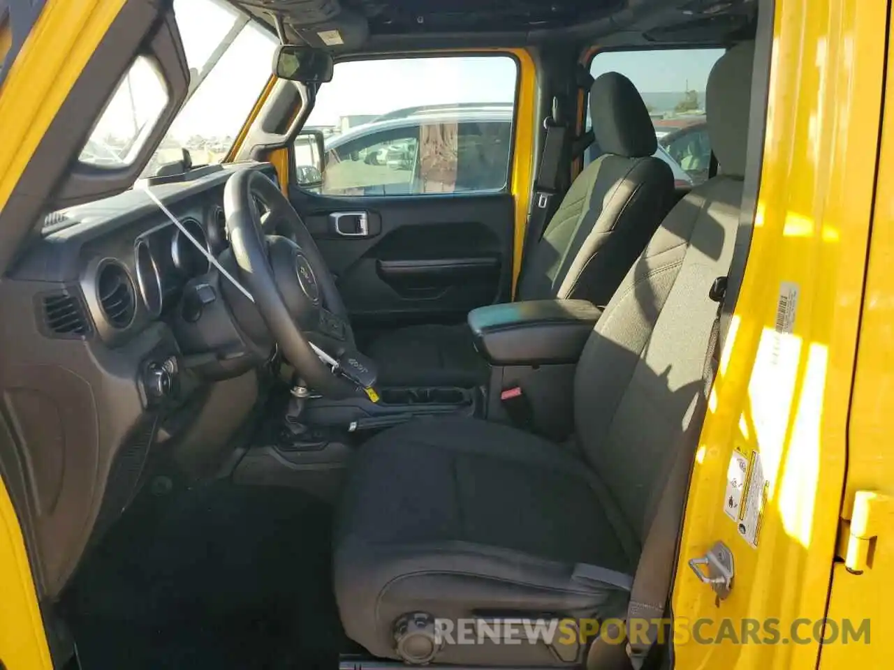 7 Photograph of a damaged car 1C4HJXDG6KW560203 JEEP WRANGLER 2019