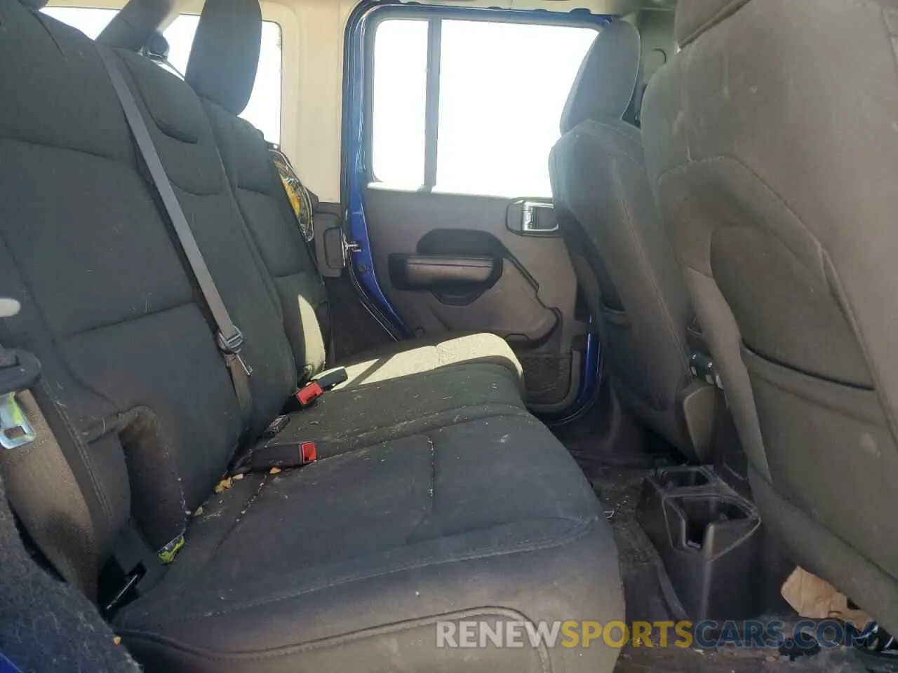 10 Photograph of a damaged car 1C4HJXDG8KW631529 JEEP WRANGLER 2019
