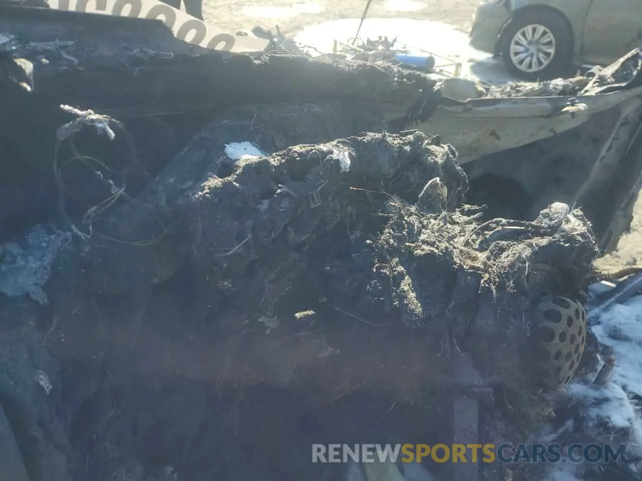 9 Photograph of a damaged car 1C4HJXDG9KW556873 JEEP WRANGLER 2019