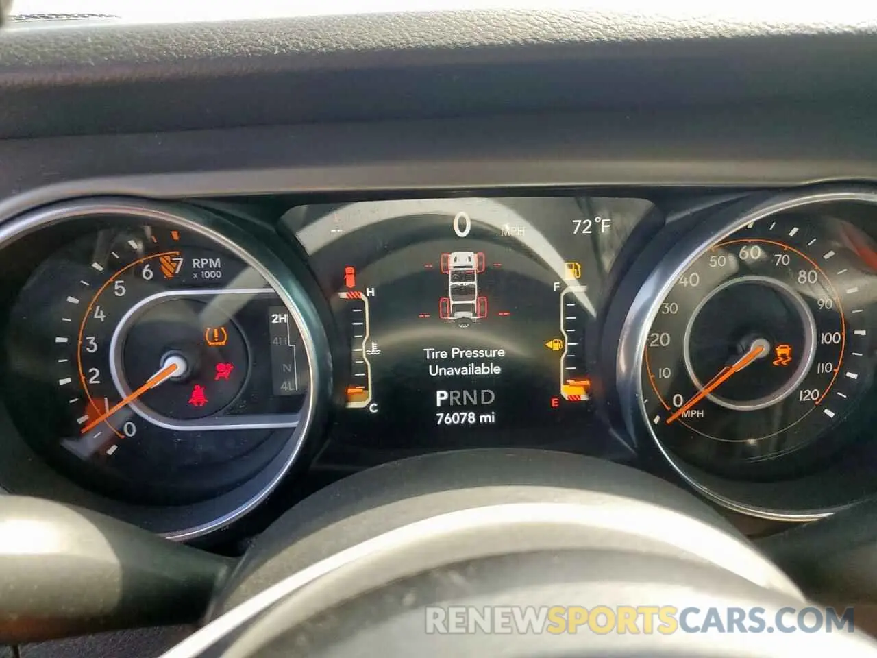 9 Photograph of a damaged car 1C4HJXDG9KW556906 JEEP WRANGLER 2019