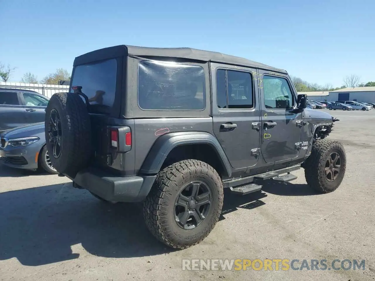 3 Photograph of a damaged car 1C4HJXDGXKW530346 JEEP WRANGLER 2019