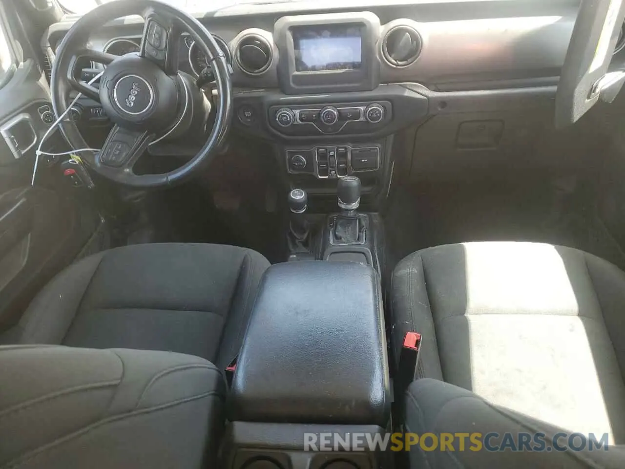 8 Photograph of a damaged car 1C4HJXDN0KW643866 JEEP WRANGLER 2019