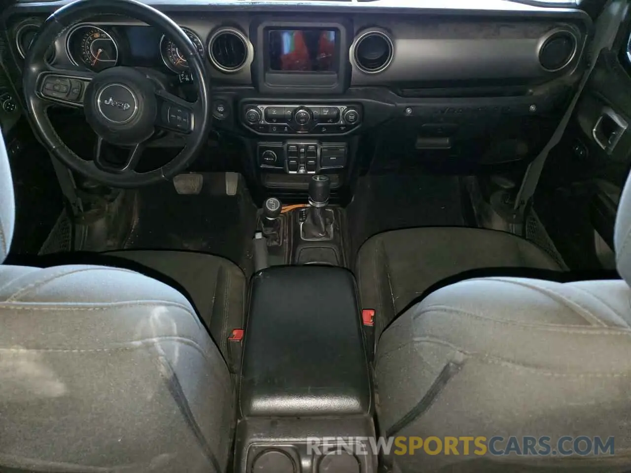 8 Photograph of a damaged car 1C4HJXDN3KW573568 JEEP WRANGLER 2019
