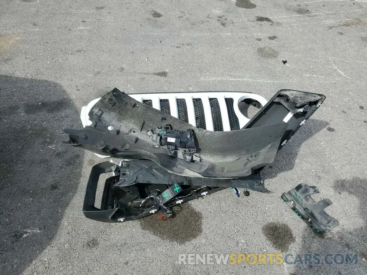 15 Photograph of a damaged car 1C4HJXDN4KW524430 JEEP WRANGLER 2019