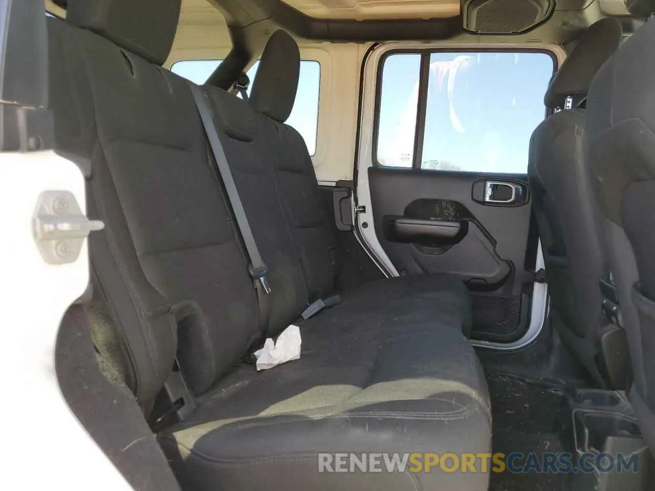 11 Photograph of a damaged car 1C4HJXDN4KW592078 JEEP WRANGLER 2019