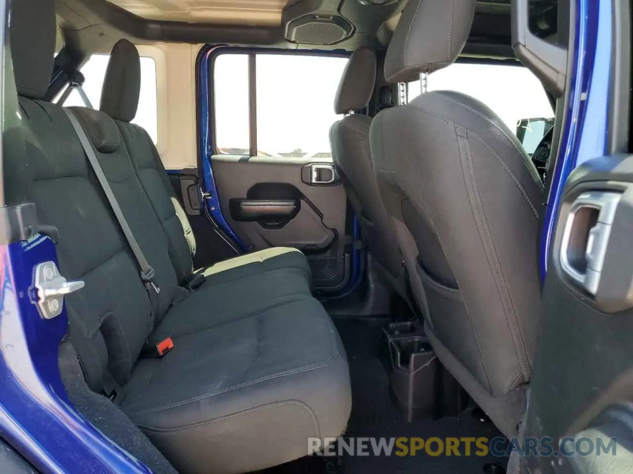 11 Photograph of a damaged car 1C4HJXDN7KW532960 JEEP WRANGLER 2019