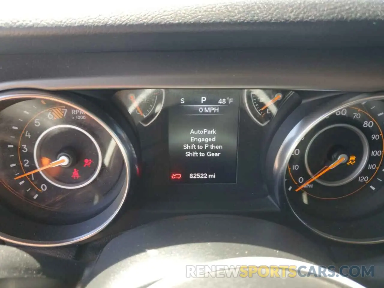 9 Photograph of a damaged car 1C4HJXDN7KW589398 JEEP WRANGLER 2019