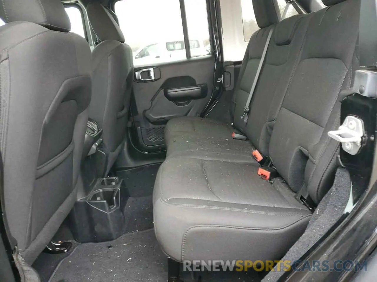 11 Photograph of a damaged car 1C4HJXDN7KW618754 JEEP WRANGLER 2019