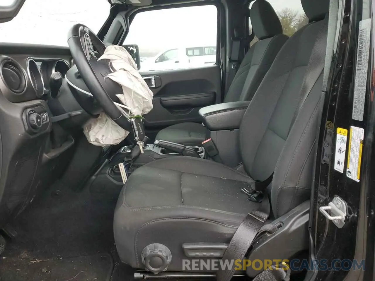 7 Photograph of a damaged car 1C4HJXDN7KW618754 JEEP WRANGLER 2019