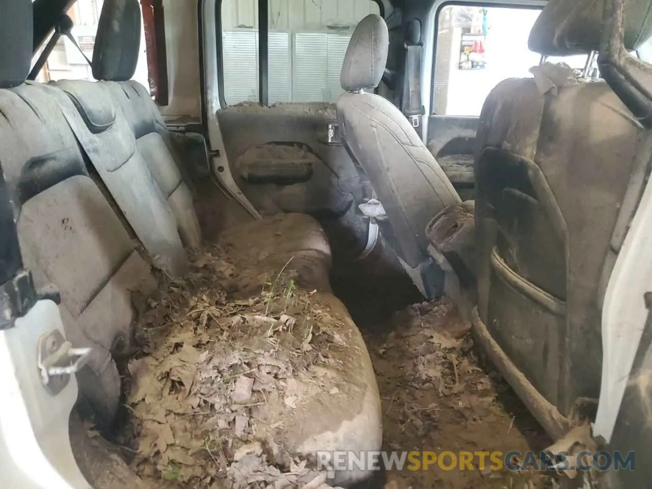 11 Photograph of a damaged car 1C4HJXDN7KW644917 JEEP WRANGLER 2019