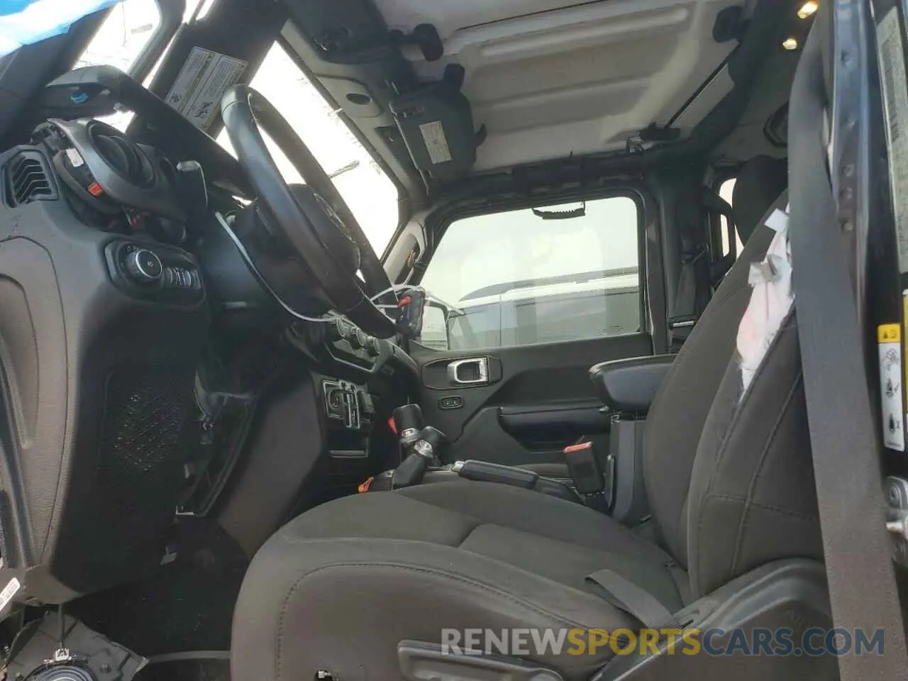 7 Photograph of a damaged car 1C4HJXDN9KW636558 JEEP WRANGLER 2019