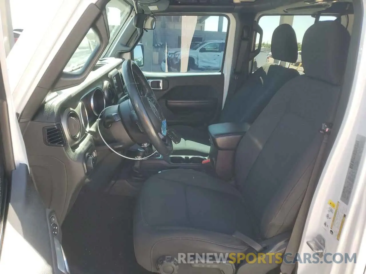 7 Photograph of a damaged car 1C4HJXDNXKW521919 JEEP WRANGLER 2019