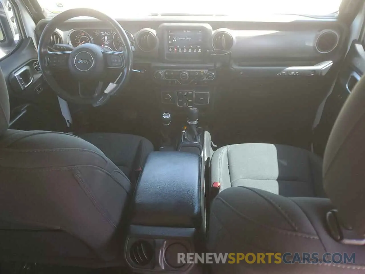 8 Photograph of a damaged car 1C4HJXDNXKW521919 JEEP WRANGLER 2019