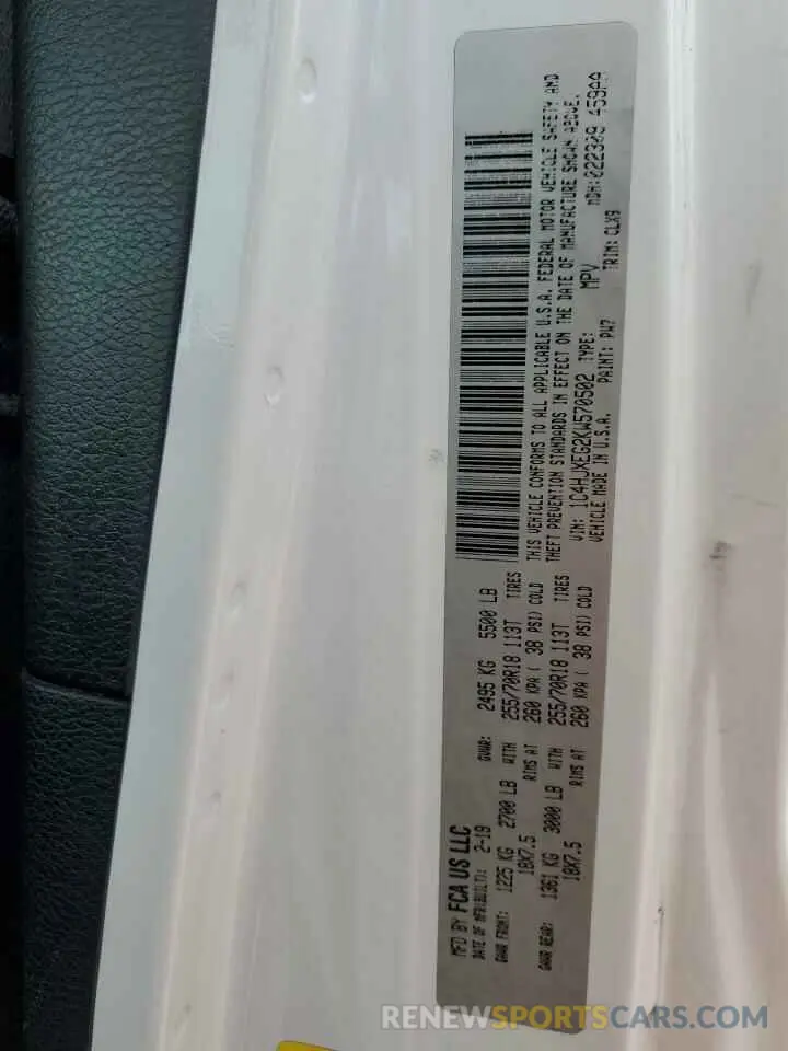 14 Photograph of a damaged car 1C4HJXEG2KW570502 JEEP WRANGLER 2019