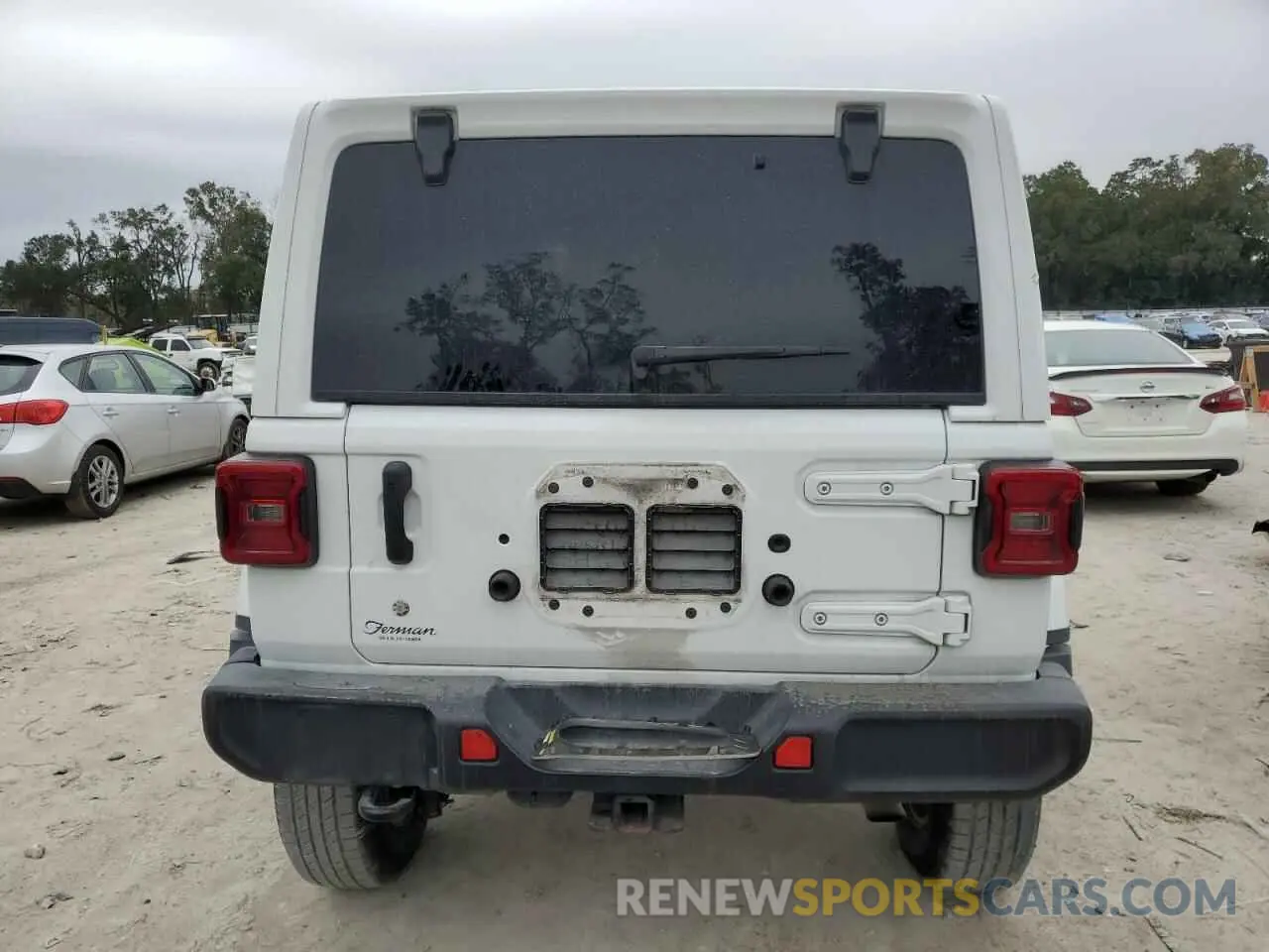 6 Photograph of a damaged car 1C4HJXEG2KW570502 JEEP WRANGLER 2019