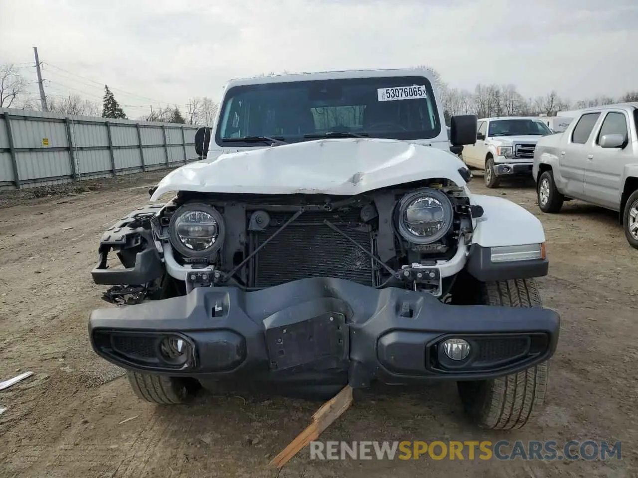 5 Photograph of a damaged car 1C4HJXEG2KW660393 JEEP WRANGLER 2019