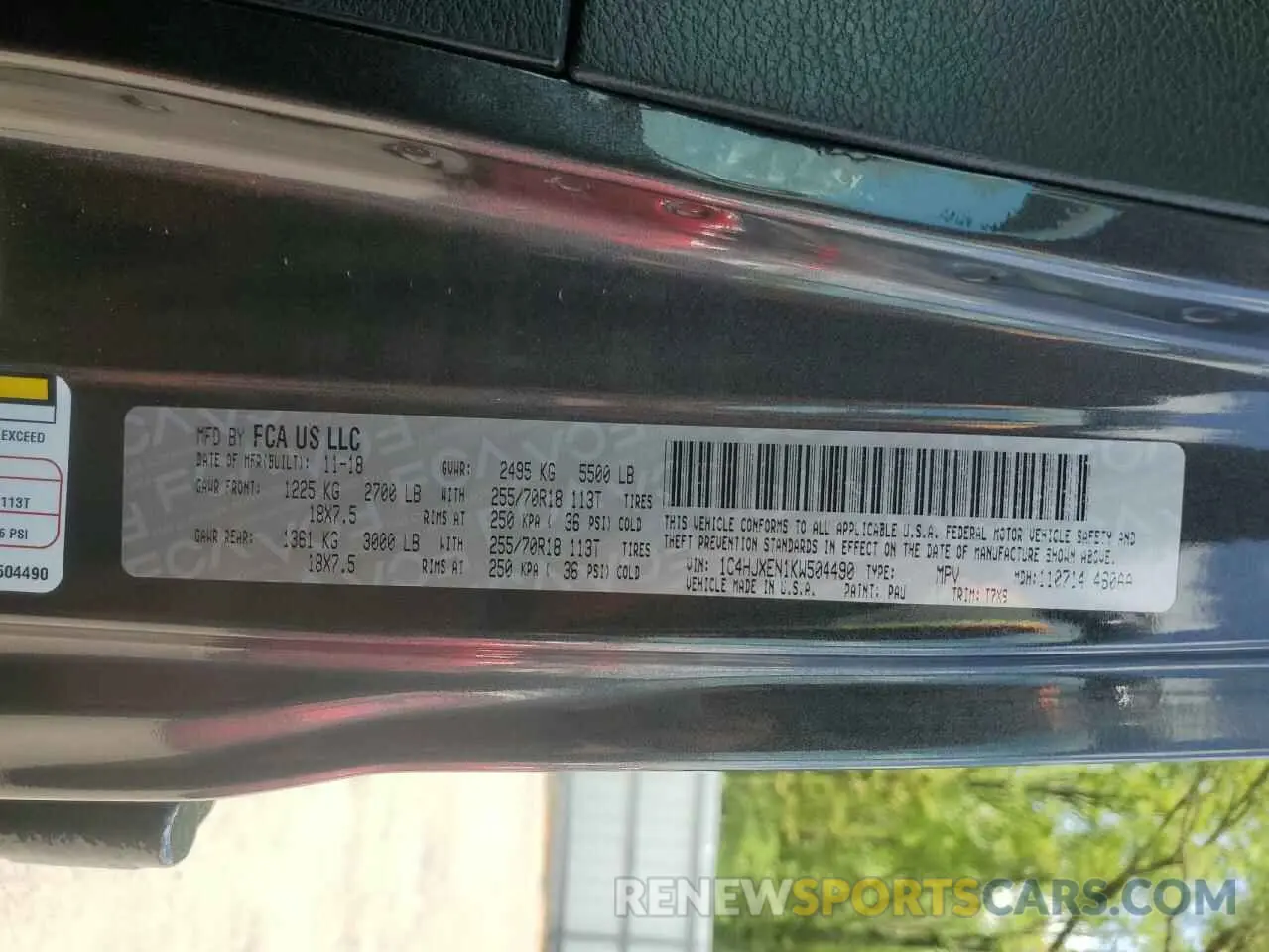 13 Photograph of a damaged car 1C4HJXEN1KW504490 JEEP WRANGLER 2019
