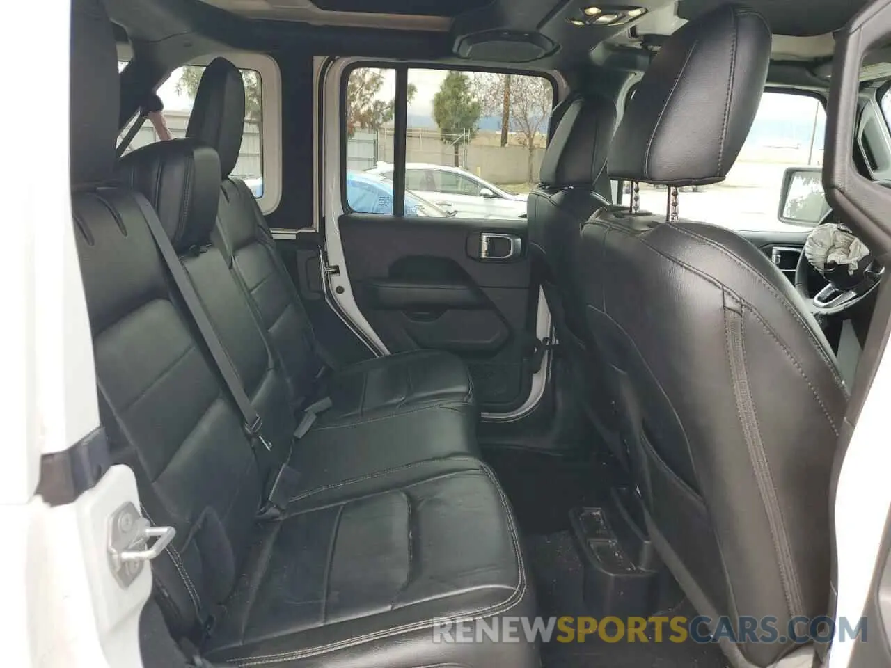11 Photograph of a damaged car 1C4HJXEN4KW617091 JEEP WRANGLER 2019