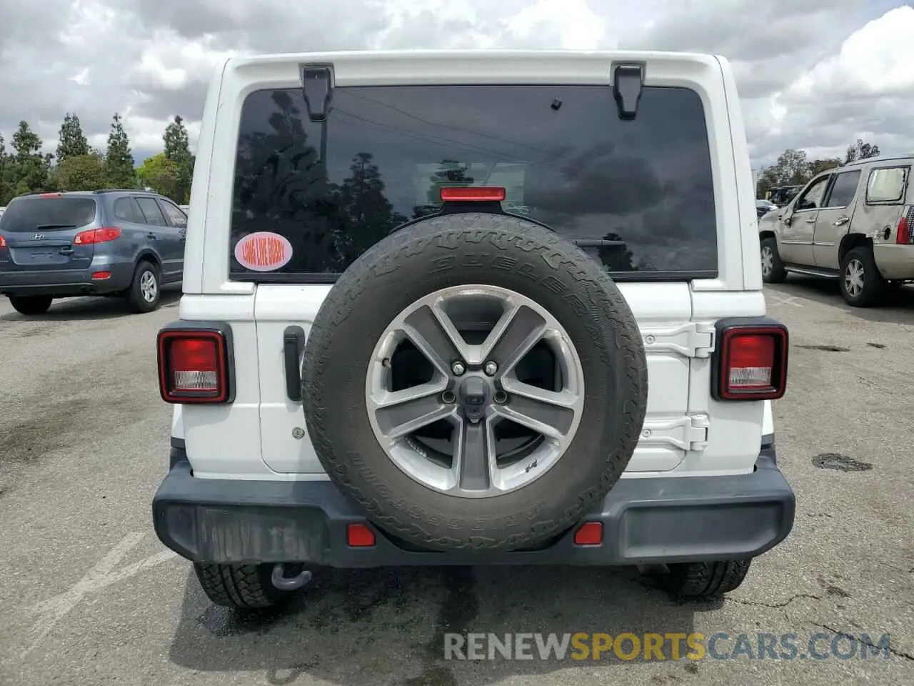 6 Photograph of a damaged car 1C4HJXEN4KW617091 JEEP WRANGLER 2019