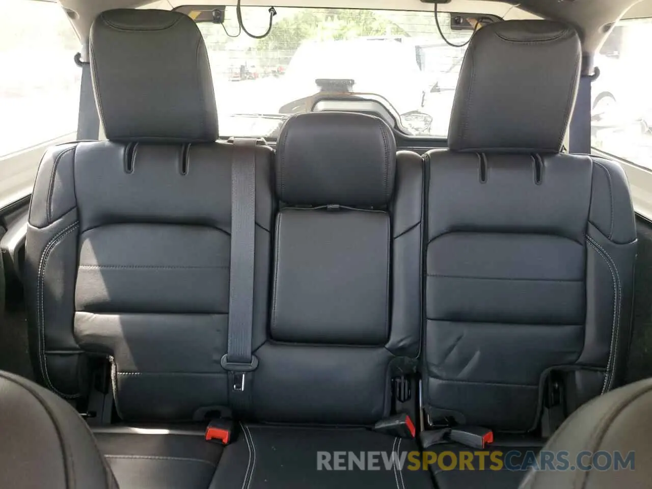 10 Photograph of a damaged car 1C4HJXEN5KW523978 JEEP WRANGLER 2019