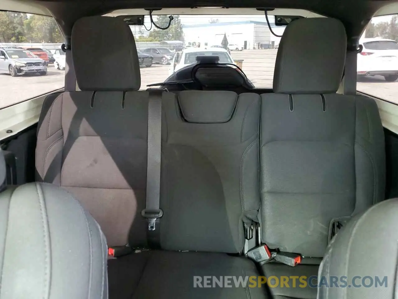 10 Photograph of a damaged car 1C4HJXENXKW590186 JEEP WRANGLER 2019