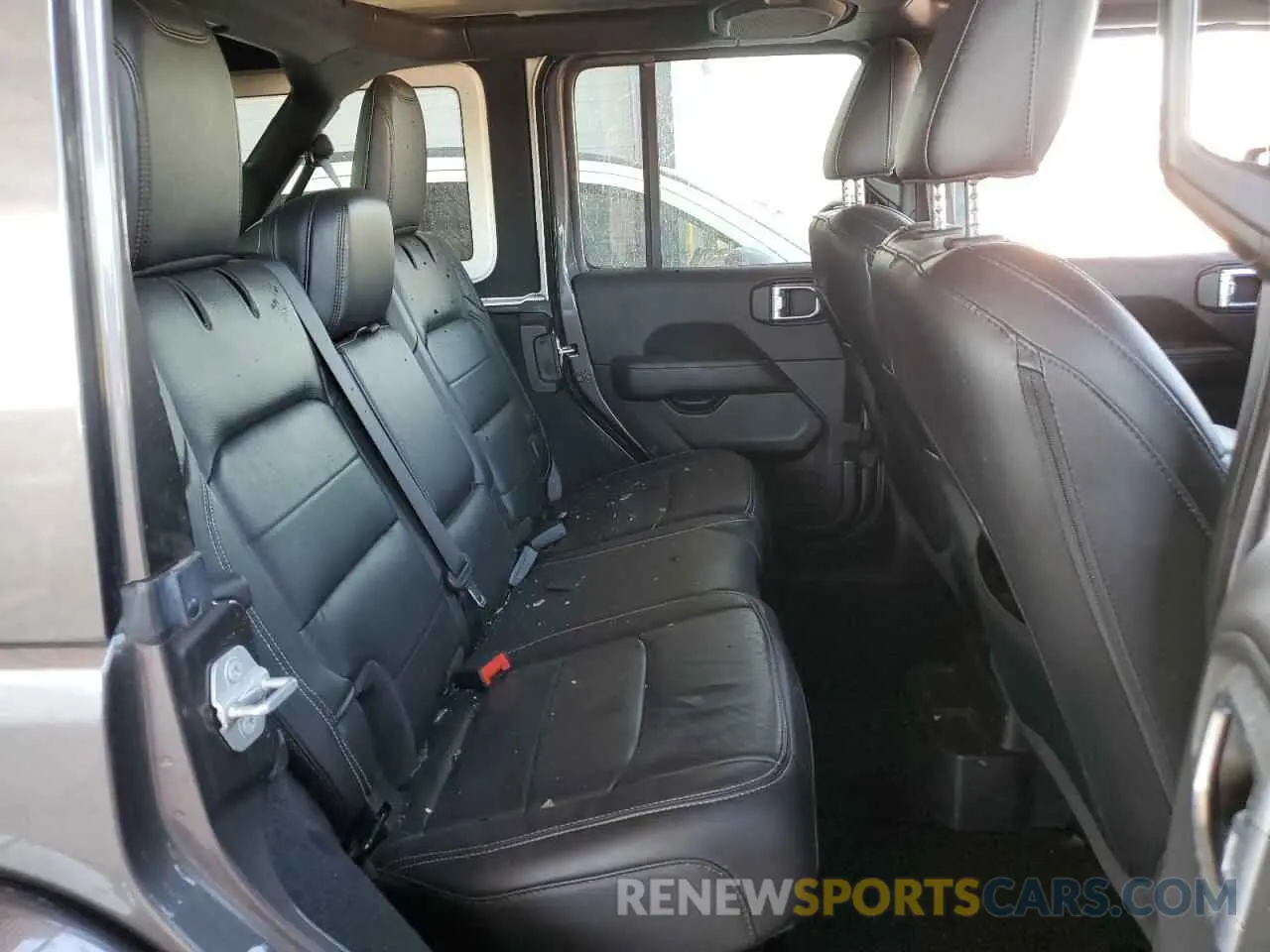 11 Photograph of a damaged car 1C4HJXENXKW617130 JEEP WRANGLER 2019