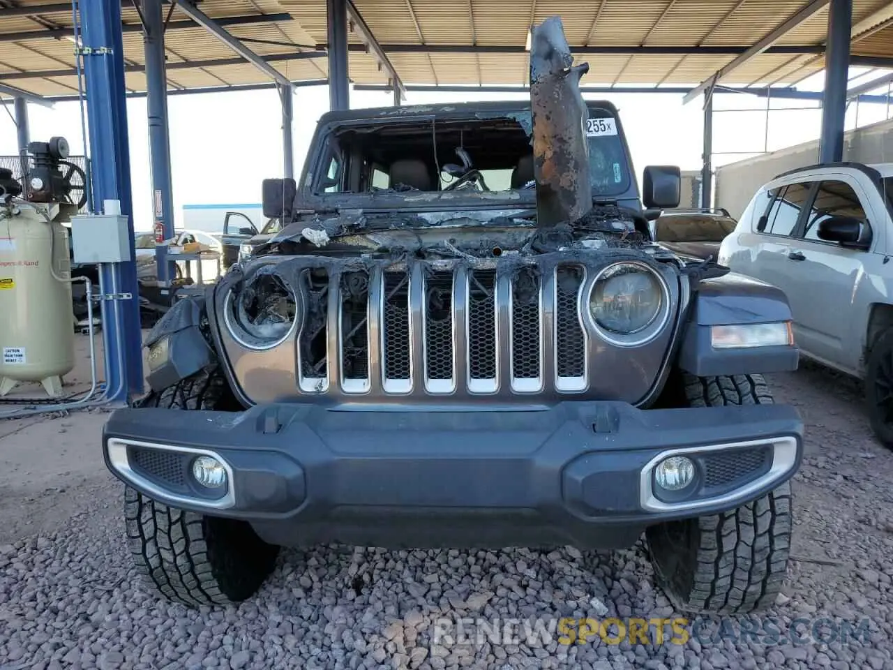 5 Photograph of a damaged car 1C4HJXENXKW617130 JEEP WRANGLER 2019