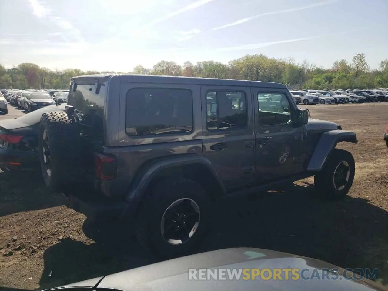 3 Photograph of a damaged car 1C4HJXFG2KW662384 JEEP WRANGLER 2019