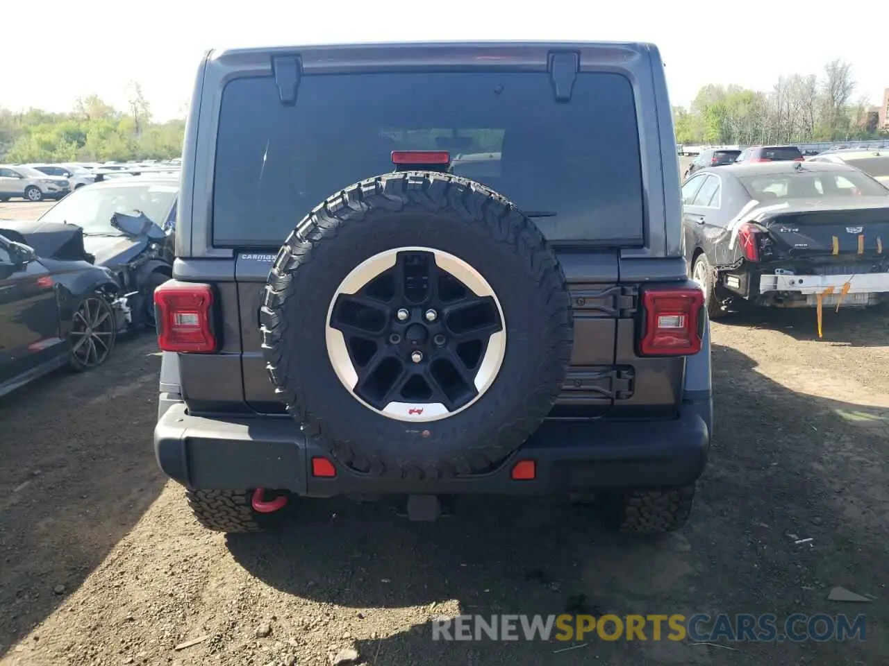 6 Photograph of a damaged car 1C4HJXFG2KW662384 JEEP WRANGLER 2019